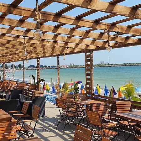 Pensiunea Casa Beatrice Casa de hóspedes Două Mai