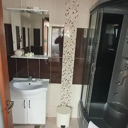Pensiunea Casa Beatrice بيت ضيافة دووا مايْ