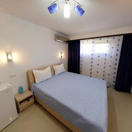 Pensiunea Casa Beatrice 3* دووا مايْ