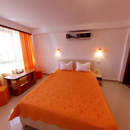 Pensiunea Casa Beatrice بيت ضيافة دووا مايْ