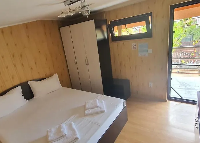 Πανσιόν Pensiunea Casa Beatrice Două Mai